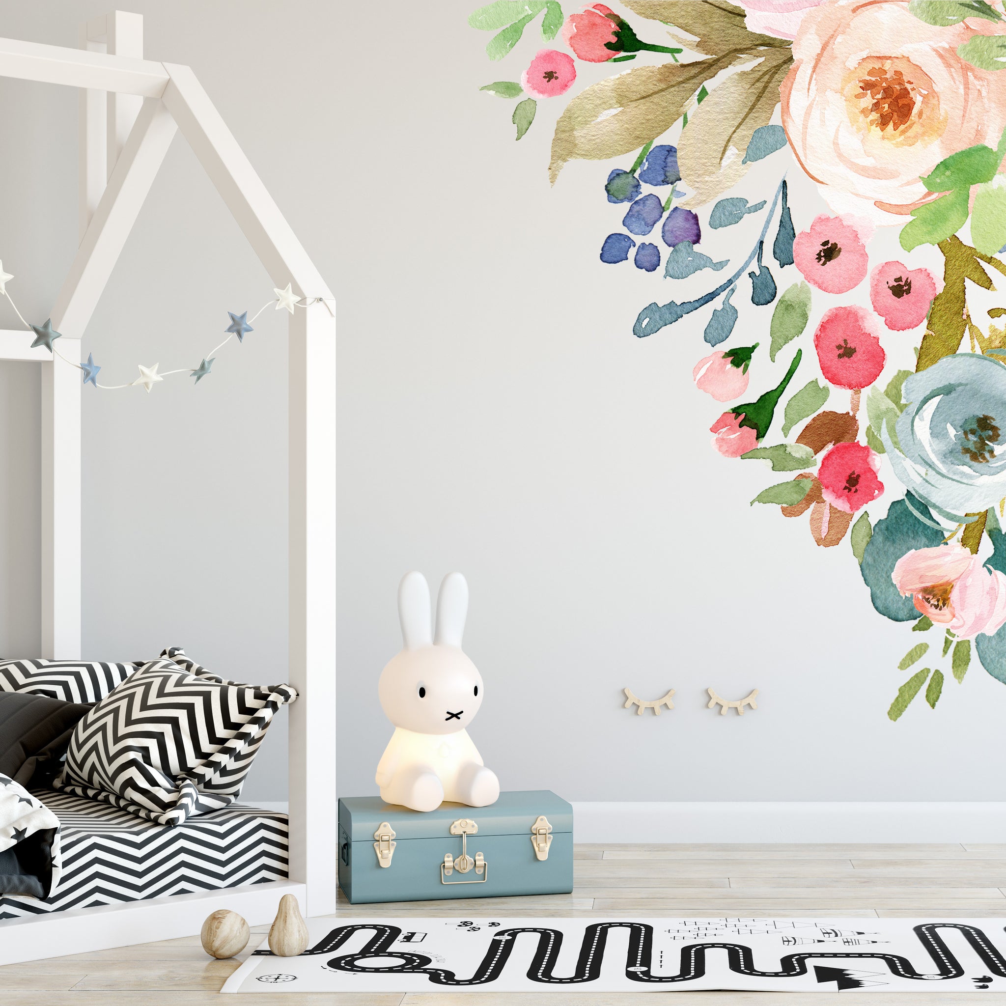 Stunning Floral Wall Decor Ideas for Your Nursery